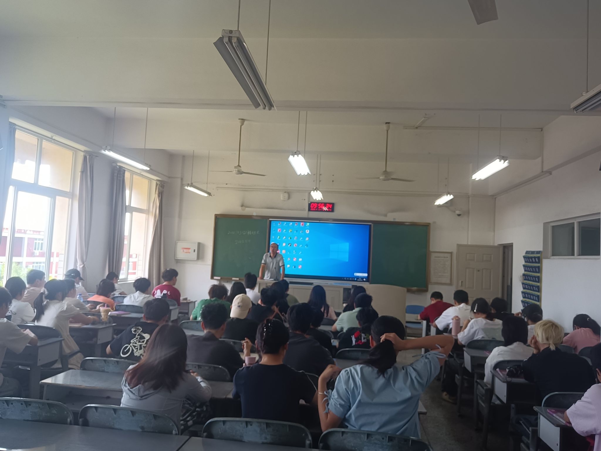 班主任进行考研动员